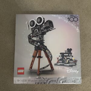 Lego # 43230 Disney 100 tribute camera